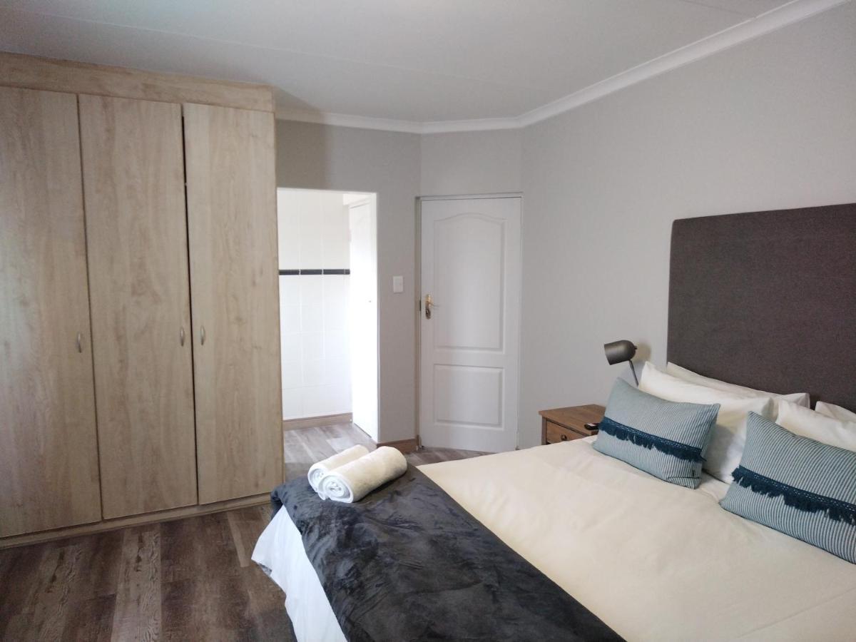 Blue Owl Guest House Mossel Bay Eksteriør bilde